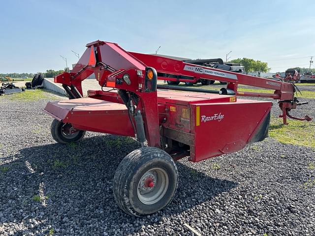 Image of Massey Ferguson 1393 equipment image 1