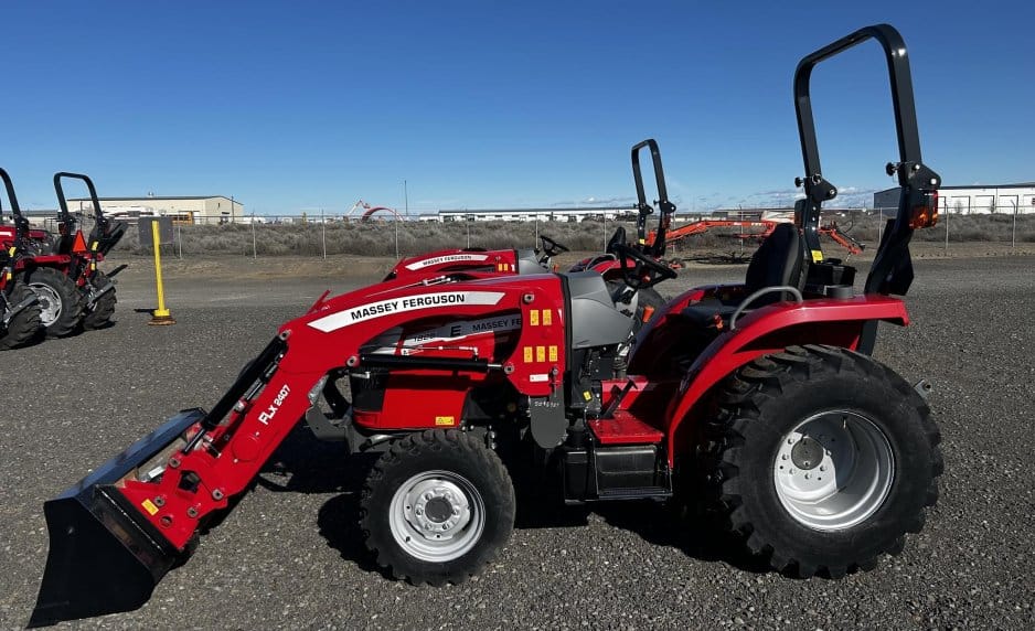 2023 Massey Ferguson 1825E Equipment Image0