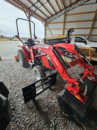 2023 Massey Ferguson 1825E Equipment Image0