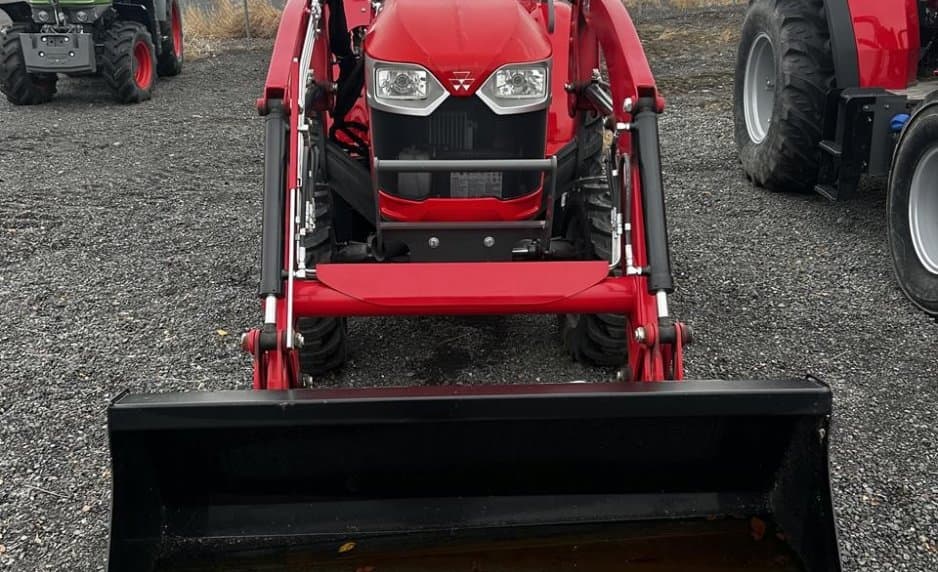 Image of Massey Ferguson 1835E Primary image
