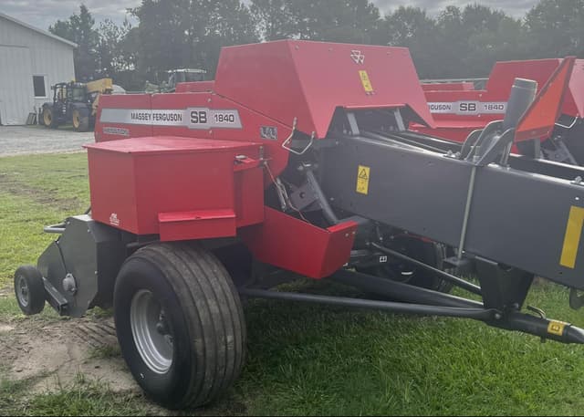 Image of Massey Ferguson 1840 equipment image 3