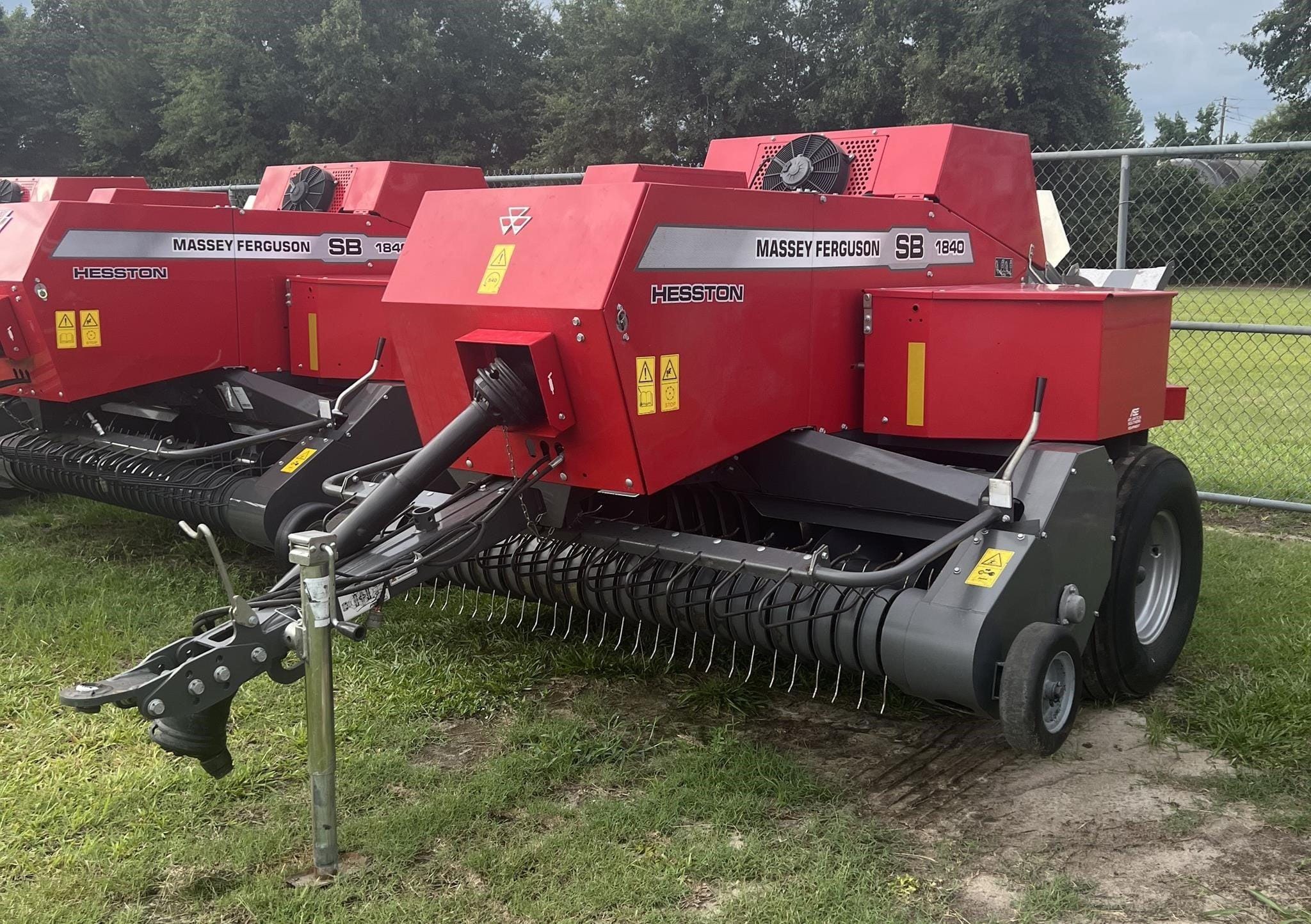 2023 Massey Ferguson 1840 Equipment Image0