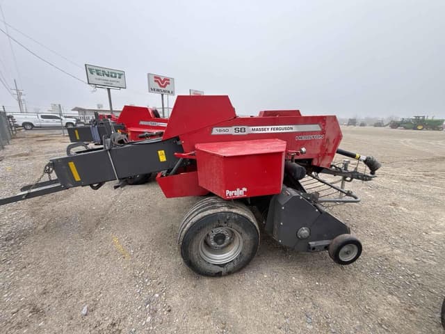 Image of Massey Ferguson 1840 equipment image 3