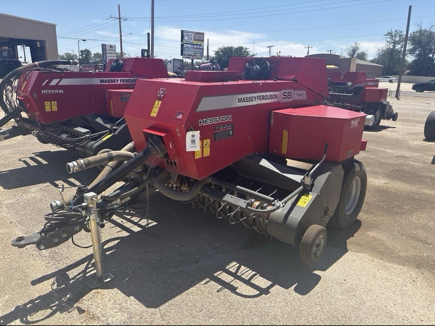 2023 Massey Ferguson 1840 Equipment Image0