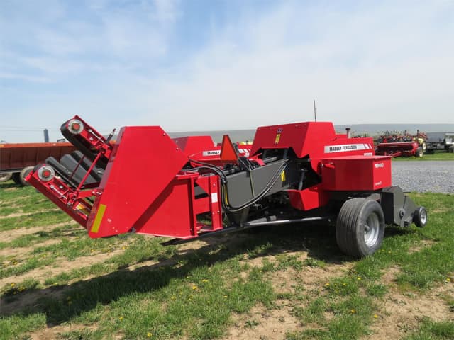 Image of Massey Ferguson 1840 equipment image 3