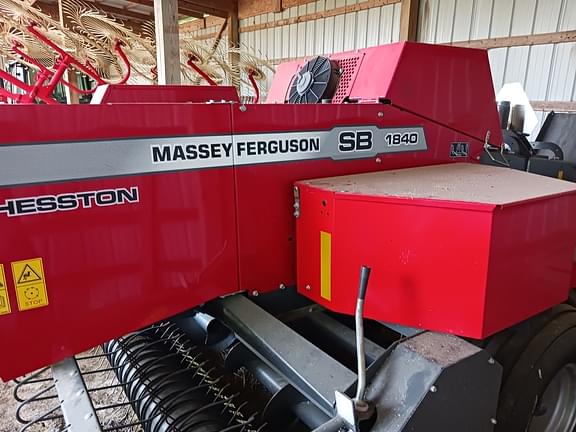 Image of Massey Ferguson 1840 Primary image