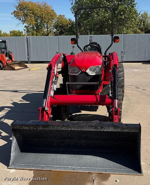 Image of Massey Ferguson 1840E equipment image 1