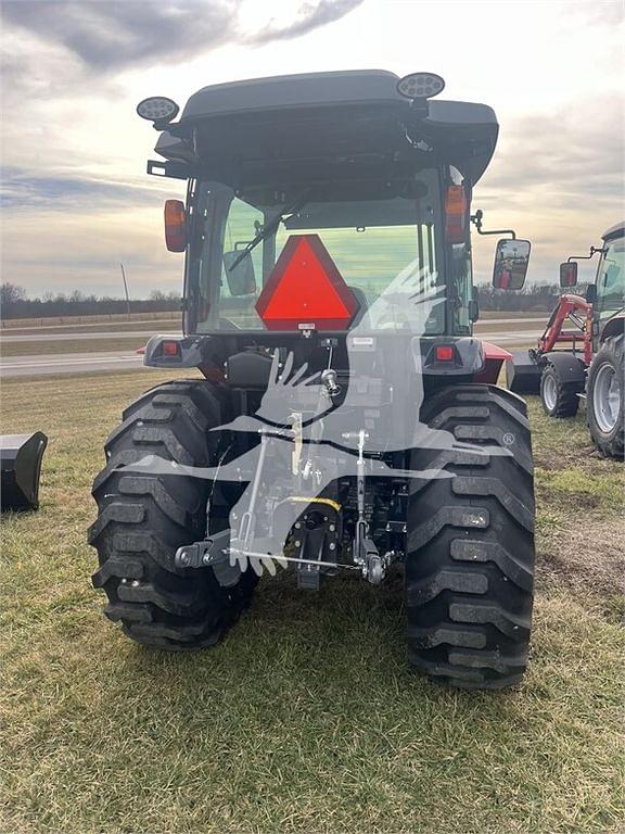 Image of Massey Ferguson 1840M equipment image 3