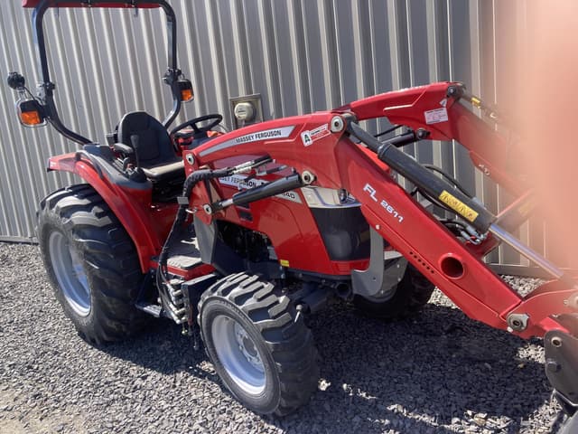 Image of Massey Ferguson 1840M equipment image 1