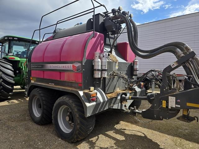 Image of Massey Ferguson LB2234XD equipment image 2
