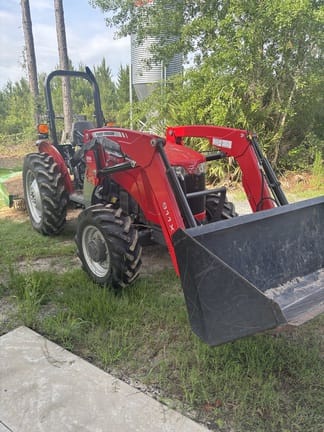 2023 Massey Ferguson 2604H Equipment Image0