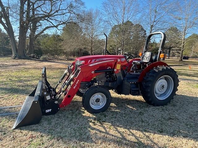 Image of Massey Ferguson 2605H equipment image 1