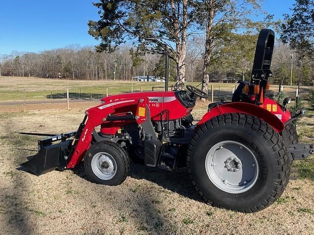 Image of Massey Ferguson 2605H equipment image 1