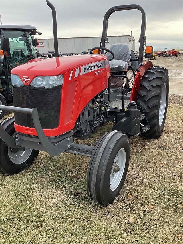 Image of Massey Ferguson 2605H equipment image 1