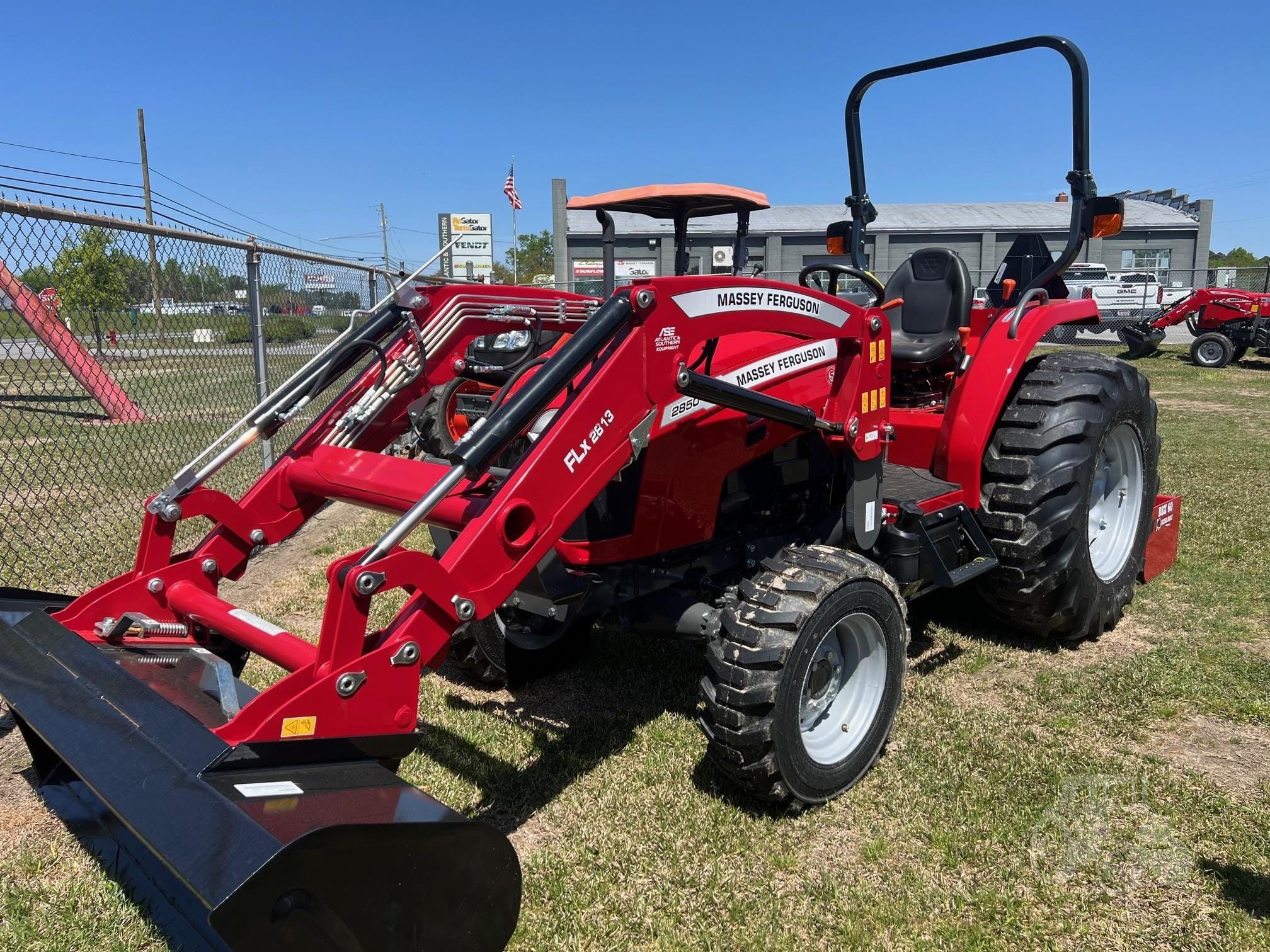 2023 Massey Ferguson 2850E Equipment Image0