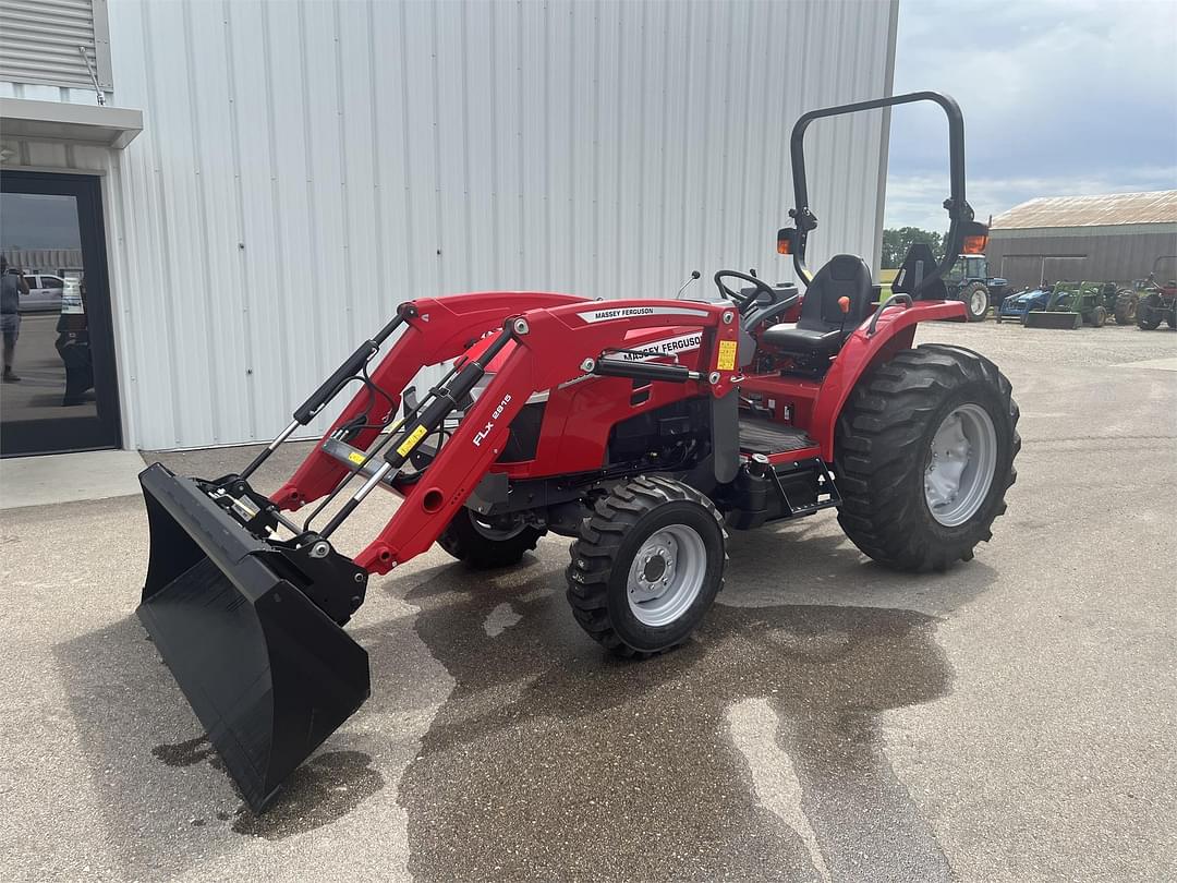 Image of Massey Ferguson 2850E Primary image