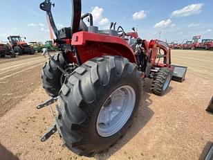 Main image Massey Ferguson 2850E 4