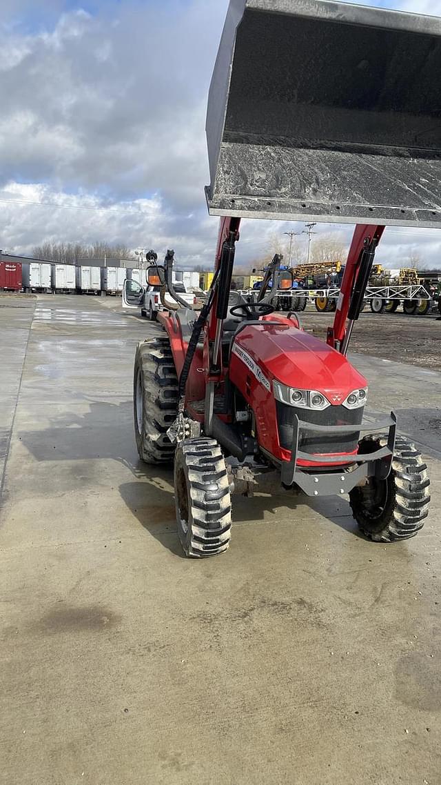 Image of Massey Ferguson 2850M equipment image 1