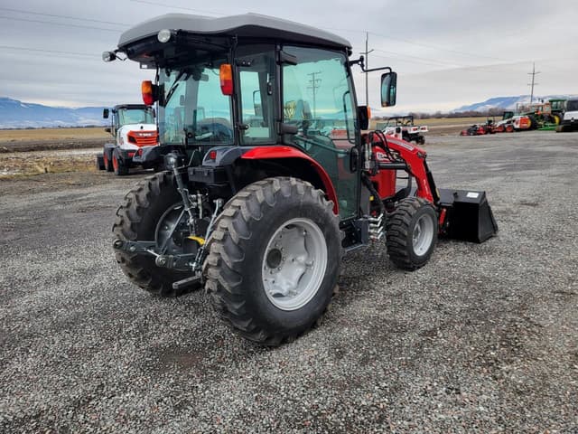 Image of Massey Ferguson 2850M equipment image 2