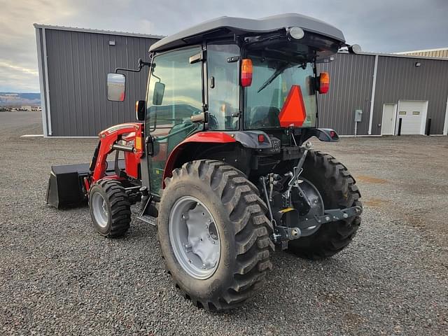 Image of Massey Ferguson 2850M equipment image 3