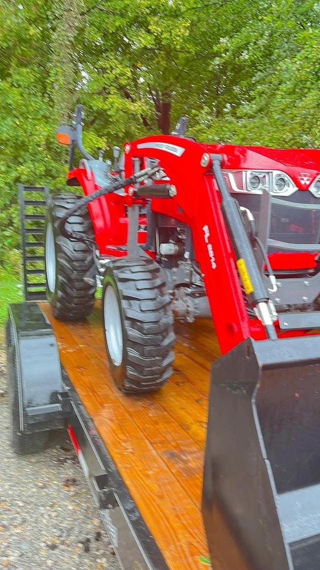 Image of Massey Ferguson 2850M equipment image 1