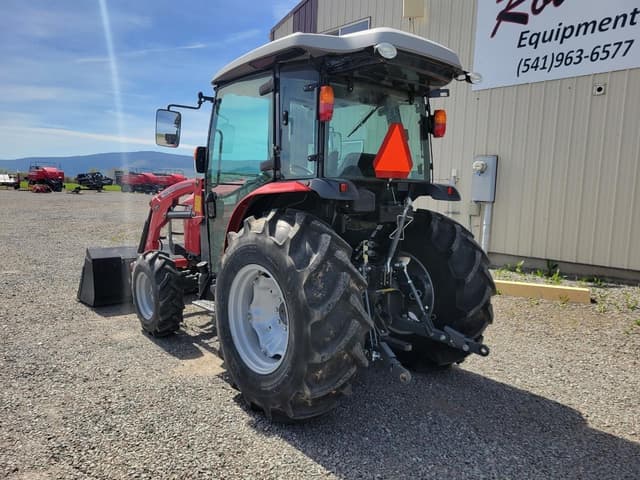 Image of Massey Ferguson 2855M equipment image 3