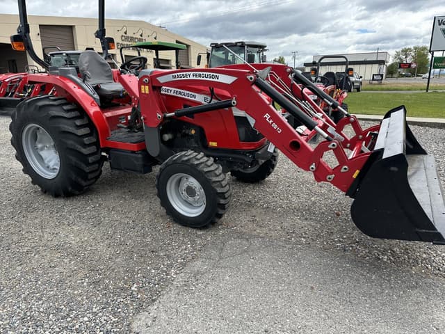 Image of Massey Ferguson 2860E equipment image 1