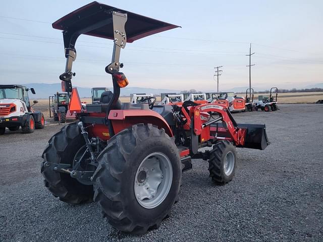 Image of Massey Ferguson 2860E equipment image 2