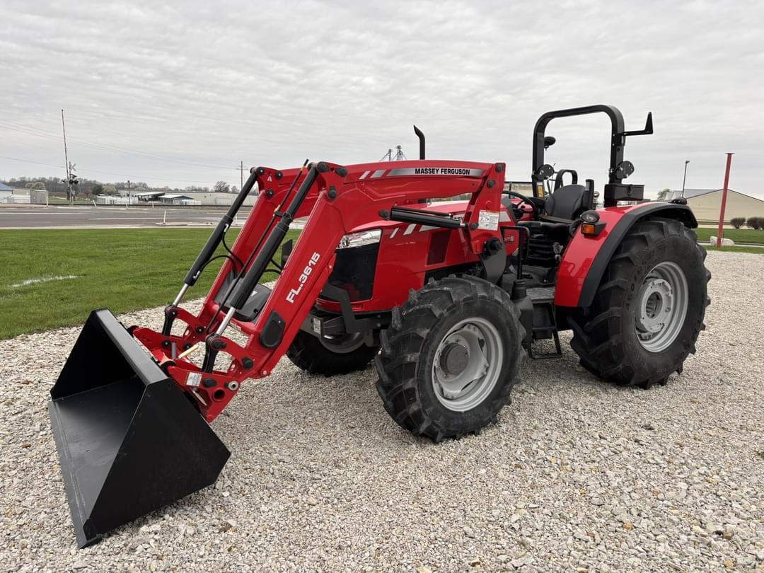 Image of Massey Ferguson 4707 Primary image