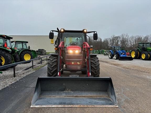 Image of Massey Ferguson 4707 equipment image 2