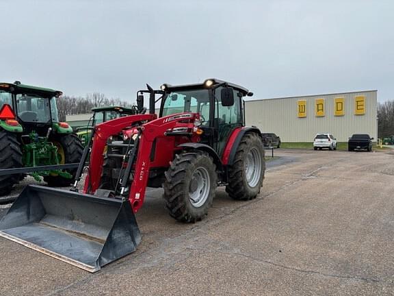 Image of Massey Ferguson 4707 equipment image 1