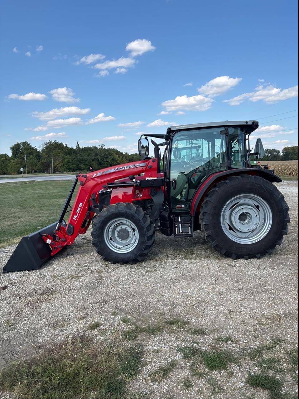Image of Massey Ferguson 4707 Primary image