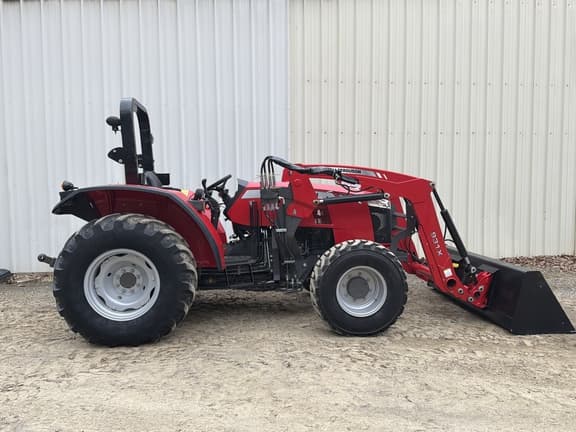 Image of Massey Ferguson 4707 equipment image 1