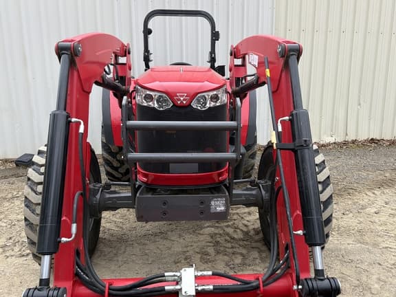 Image of Massey Ferguson 4707 equipment image 3
