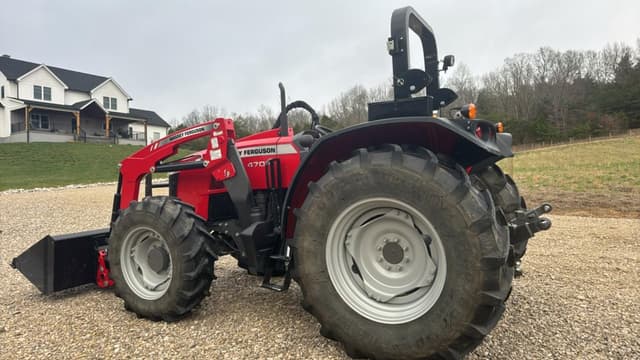 Image of Massey Ferguson 4707 equipment image 2