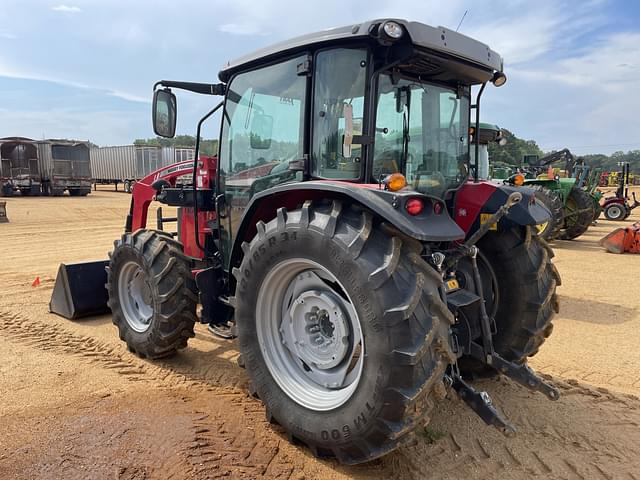 Image of Massey Ferguson 4707 equipment image 1