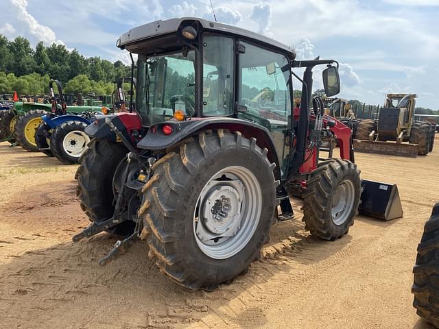 Image of Massey Ferguson 4707 equipment image 2