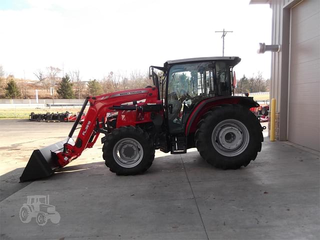 Image of Massey Ferguson 4708 equipment image 1