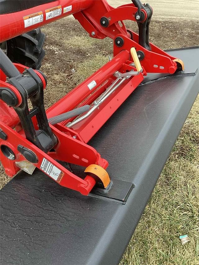 Image of Massey Ferguson 4709 equipment image 1