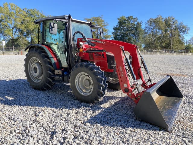 Image of Massey Ferguson 4710 equipment image 3