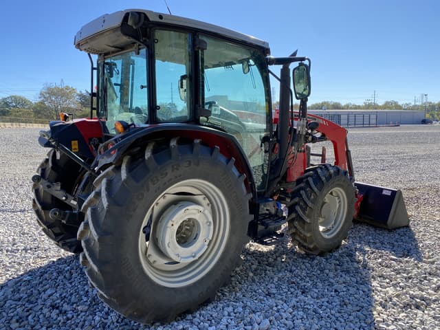 Image of Massey Ferguson 4710 equipment image 2