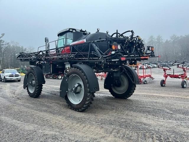 Image of Massey Ferguson 530R equipment image 4