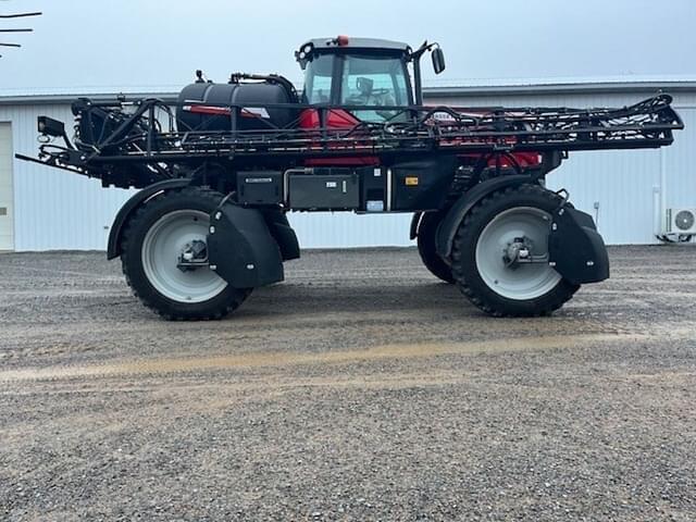 Image of Massey Ferguson 530R equipment image 1