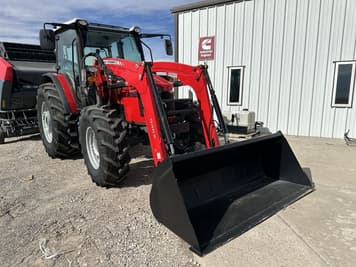 Main image Massey Ferguson 5711D
