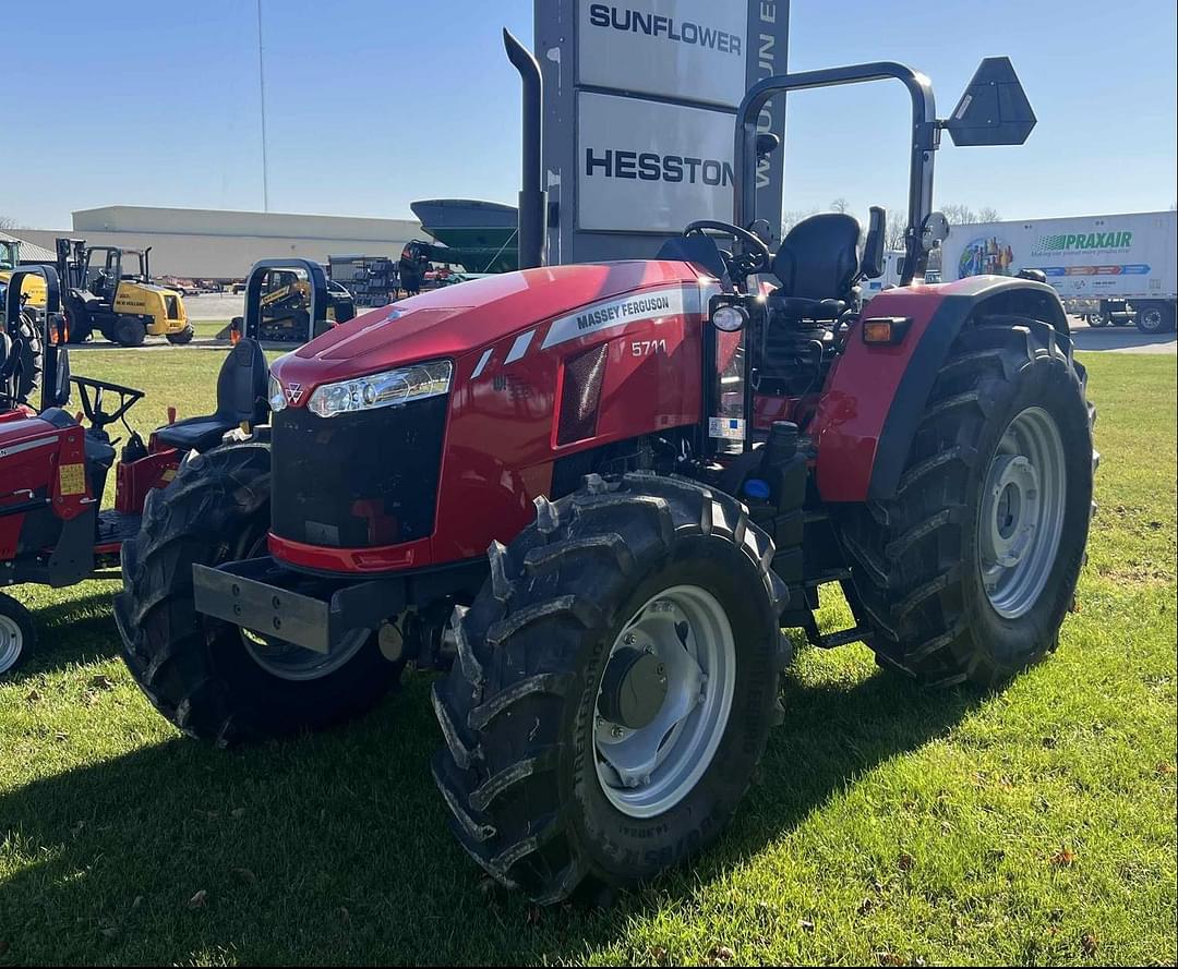 Image of Massey Ferguson 5711 Image 0