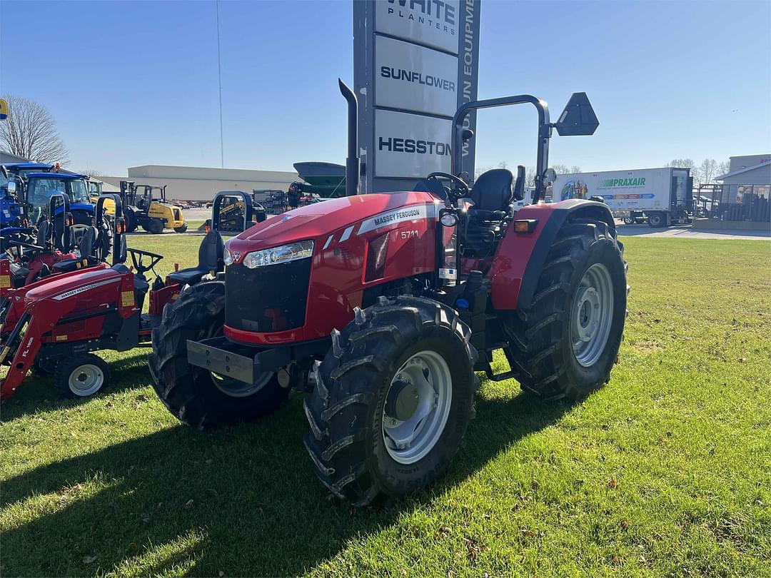 Image of Massey Ferguson 5711 Image 0