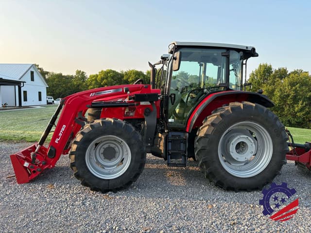 Image of Massey Ferguson 5711D equipment image 1