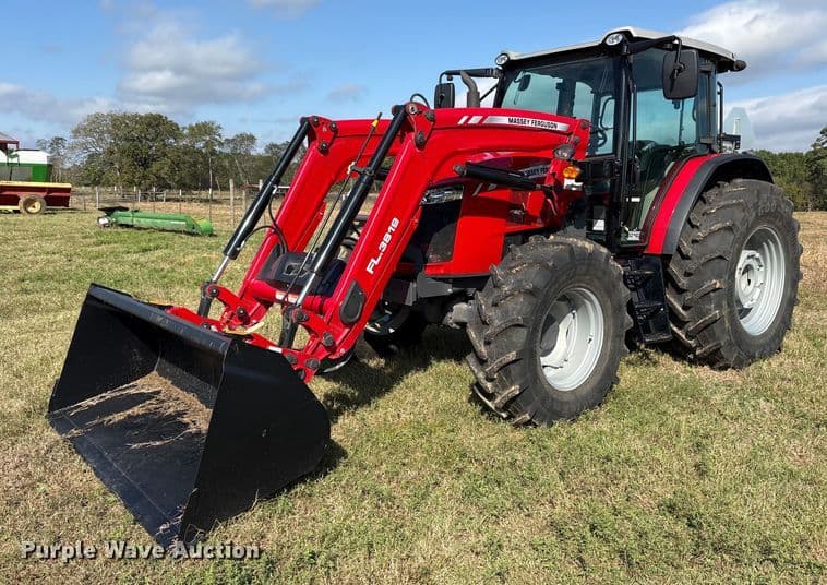Image of Massey Ferguson 5711 Primary image