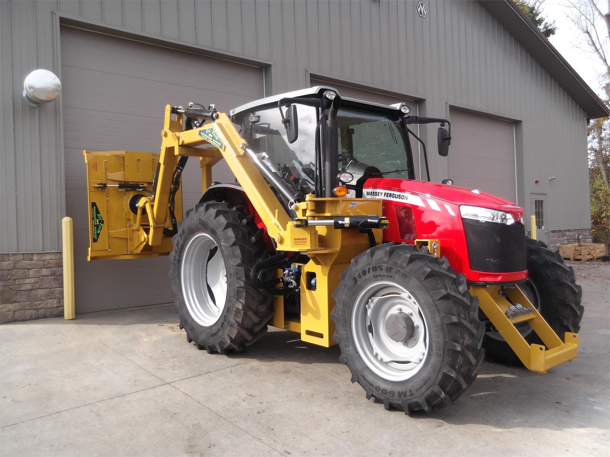 2023 Massey Ferguson 5711D Equipment Image0