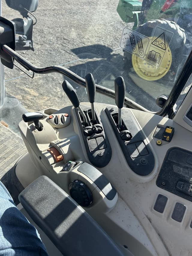 Image of Massey Ferguson 5S.115 equipment image 3